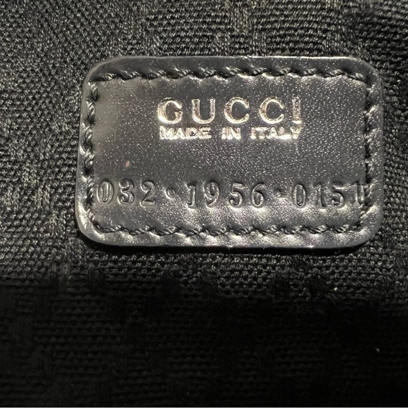 Authentic GG bamboo vanity purse - Picture 14 of 15